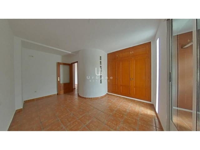 4 slaapkamer Villa te koop in Alzira - € 191.000 (Ref: 9830537)