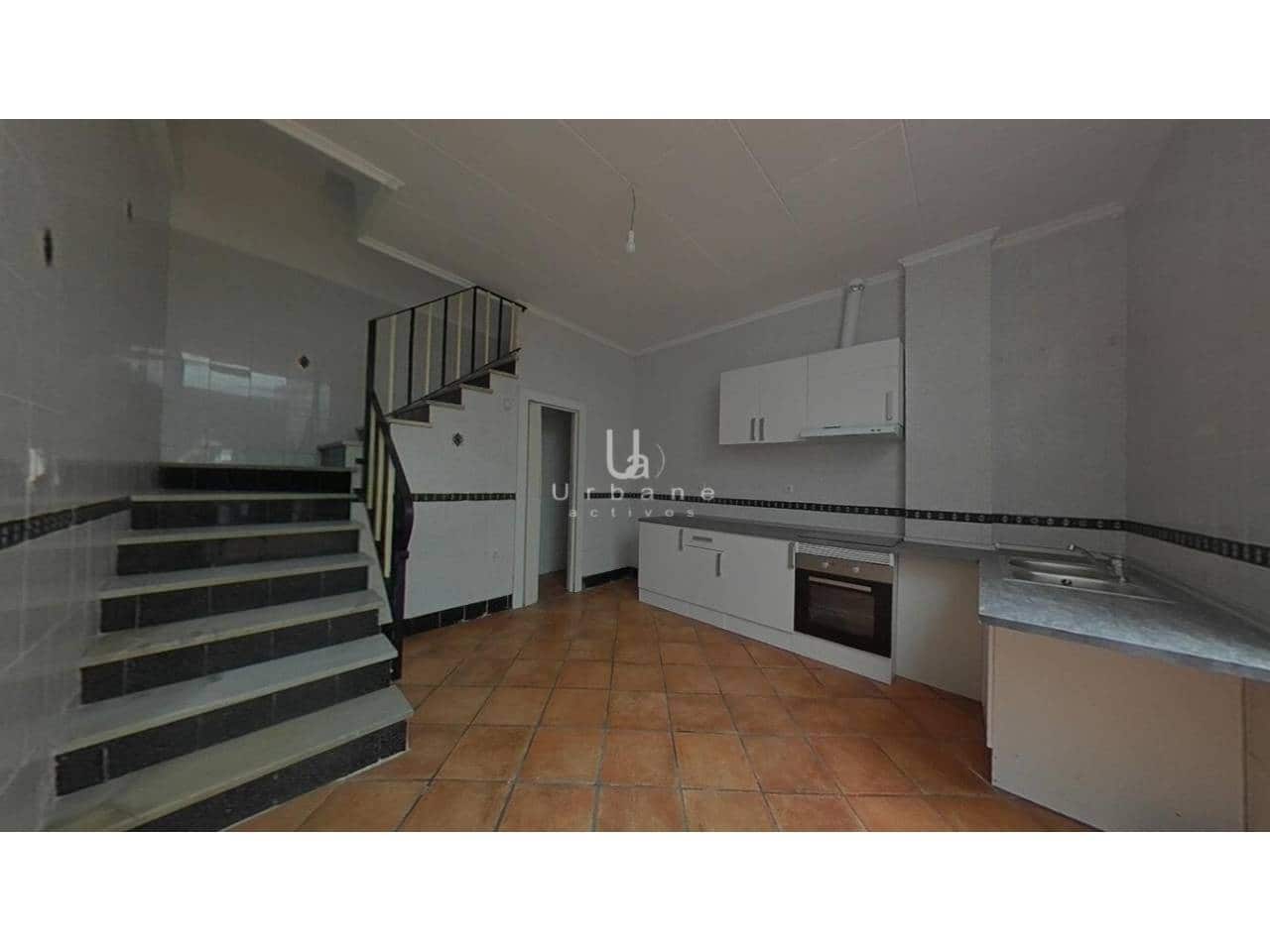 4 slaapkamer Villa te koop in Alzira - € 191.000 (Ref: 9830537)