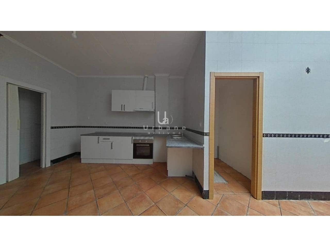 4 slaapkamer Villa te koop in Alzira - € 191.000 (Ref: 9830537)