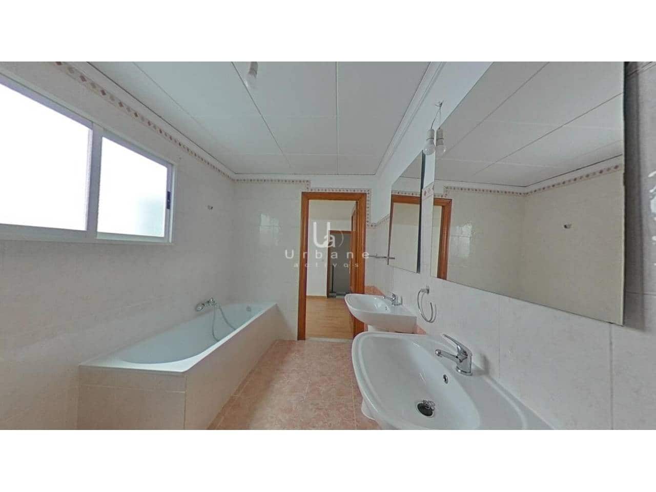 4 slaapkamer Villa te koop in Alzira - € 191.000 (Ref: 9830537)
