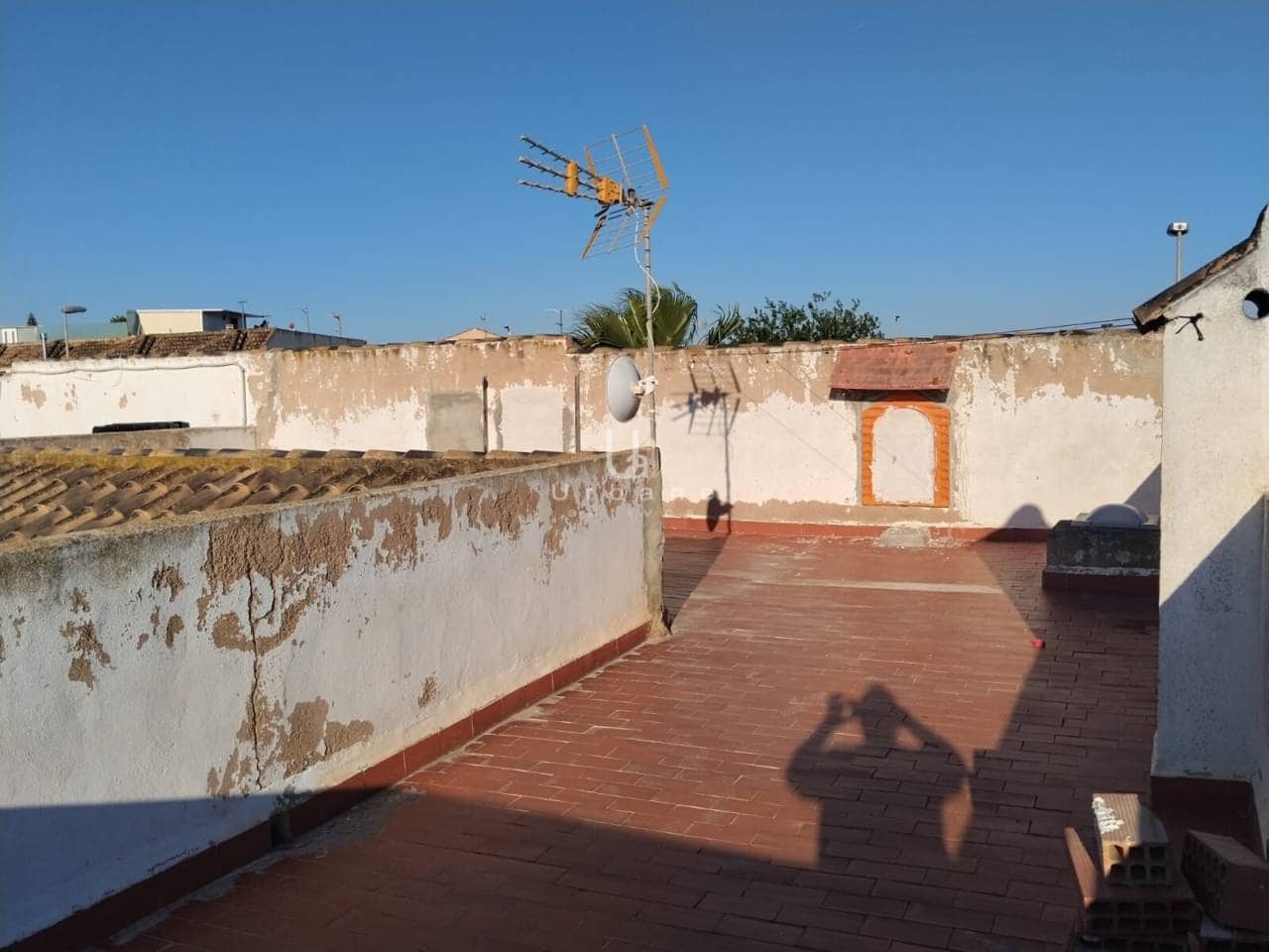 3 bedroom Townhouse for sale in La Puebla with garage - € 89,000 (Ref: 9830538)