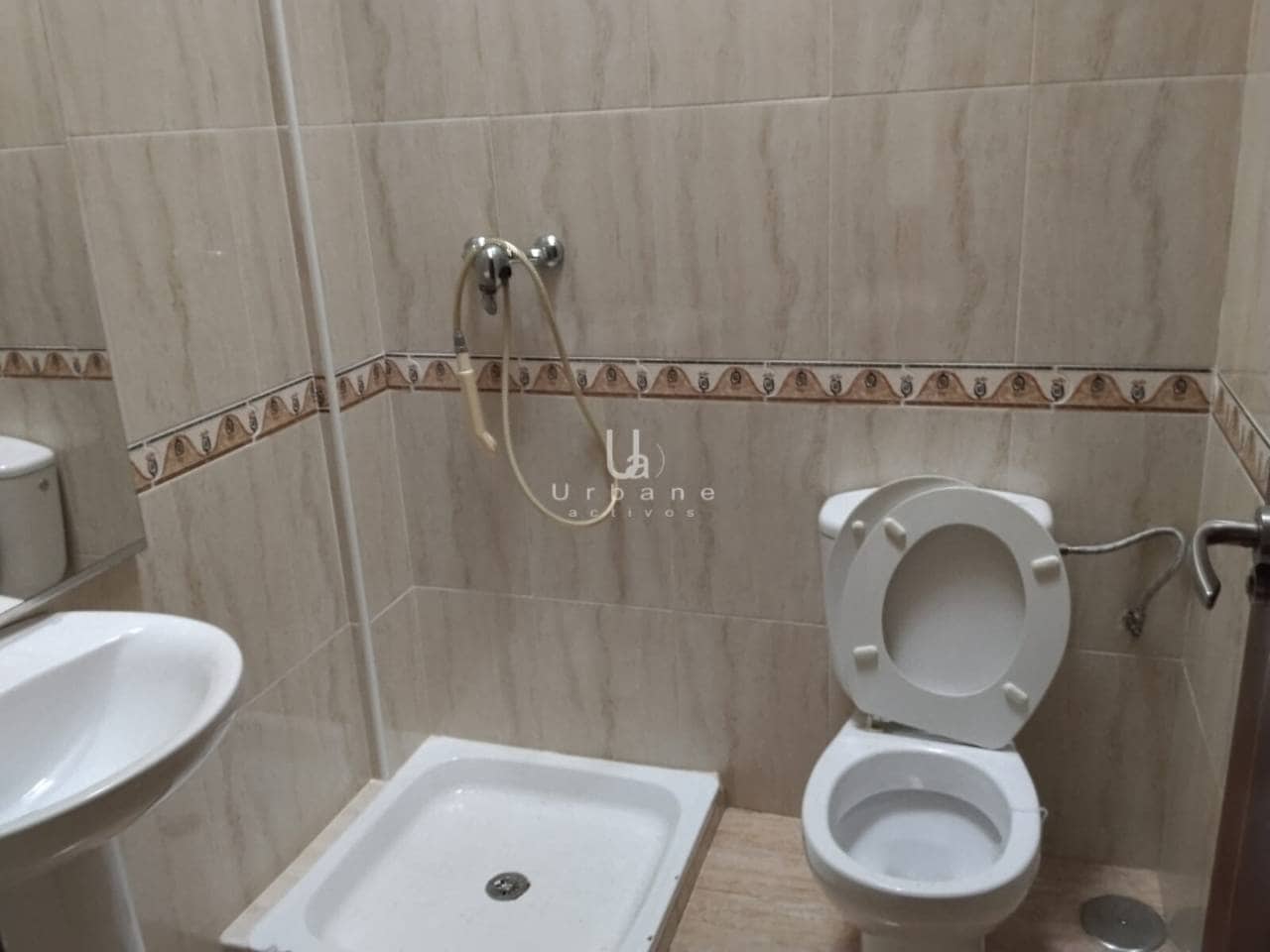 3 bedroom Townhouse for sale in La Puebla with garage - € 89,000 (Ref: 9830538)