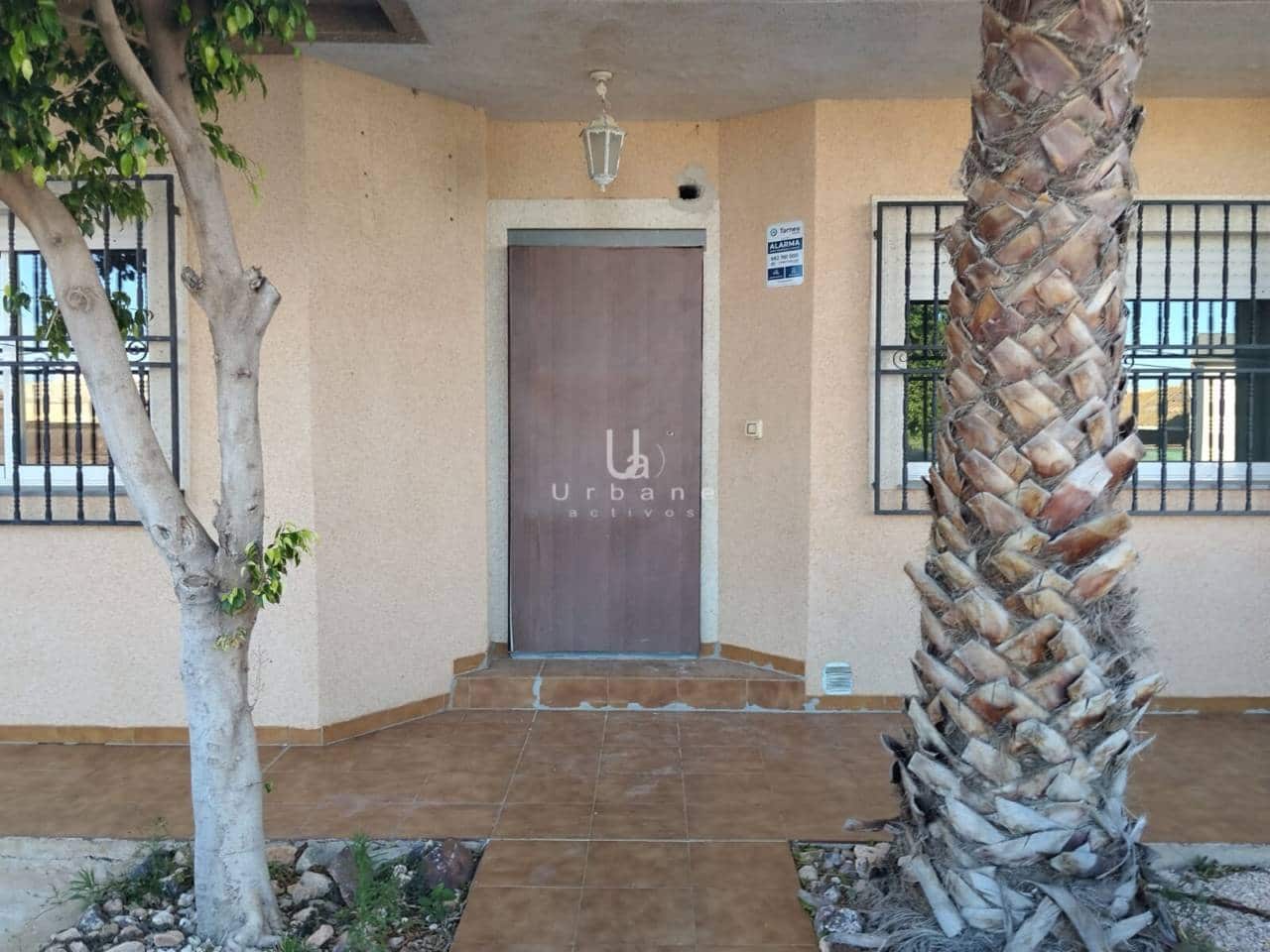 3 bedroom Townhouse for sale in La Puebla with garage - € 89,000 (Ref: 9830538)