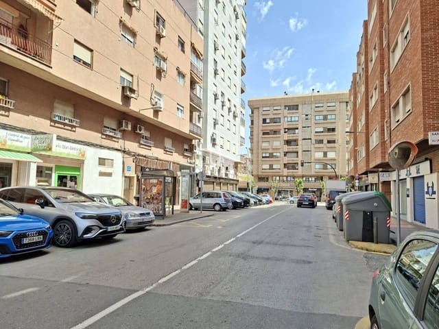 Erhverv til salg i San Antón, Murcia by - € 159.000 (Ref: 9838778)