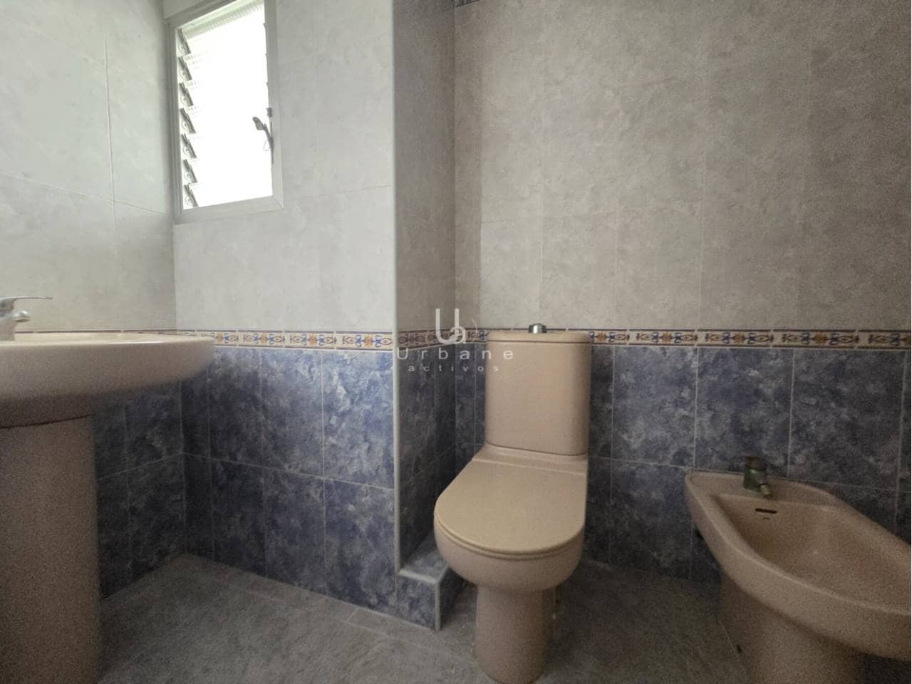 3 bedroom Flat for sale in Cartagena - € 72,000 (Ref: 9842032)