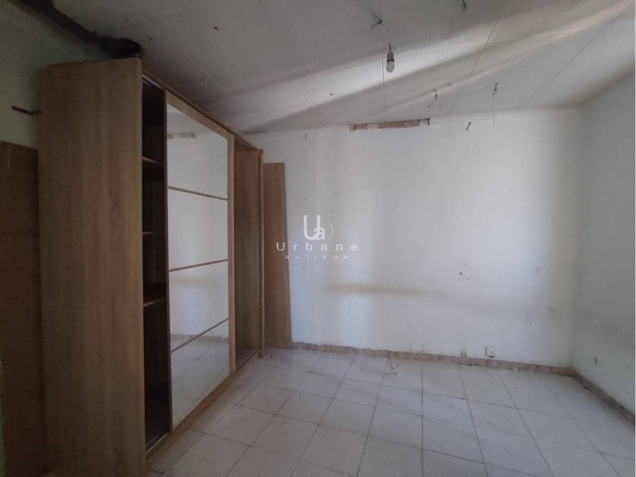 4 bedroom Townhouse for sale in Cabezo de Torres - € 68,000 (Ref: 9844773)