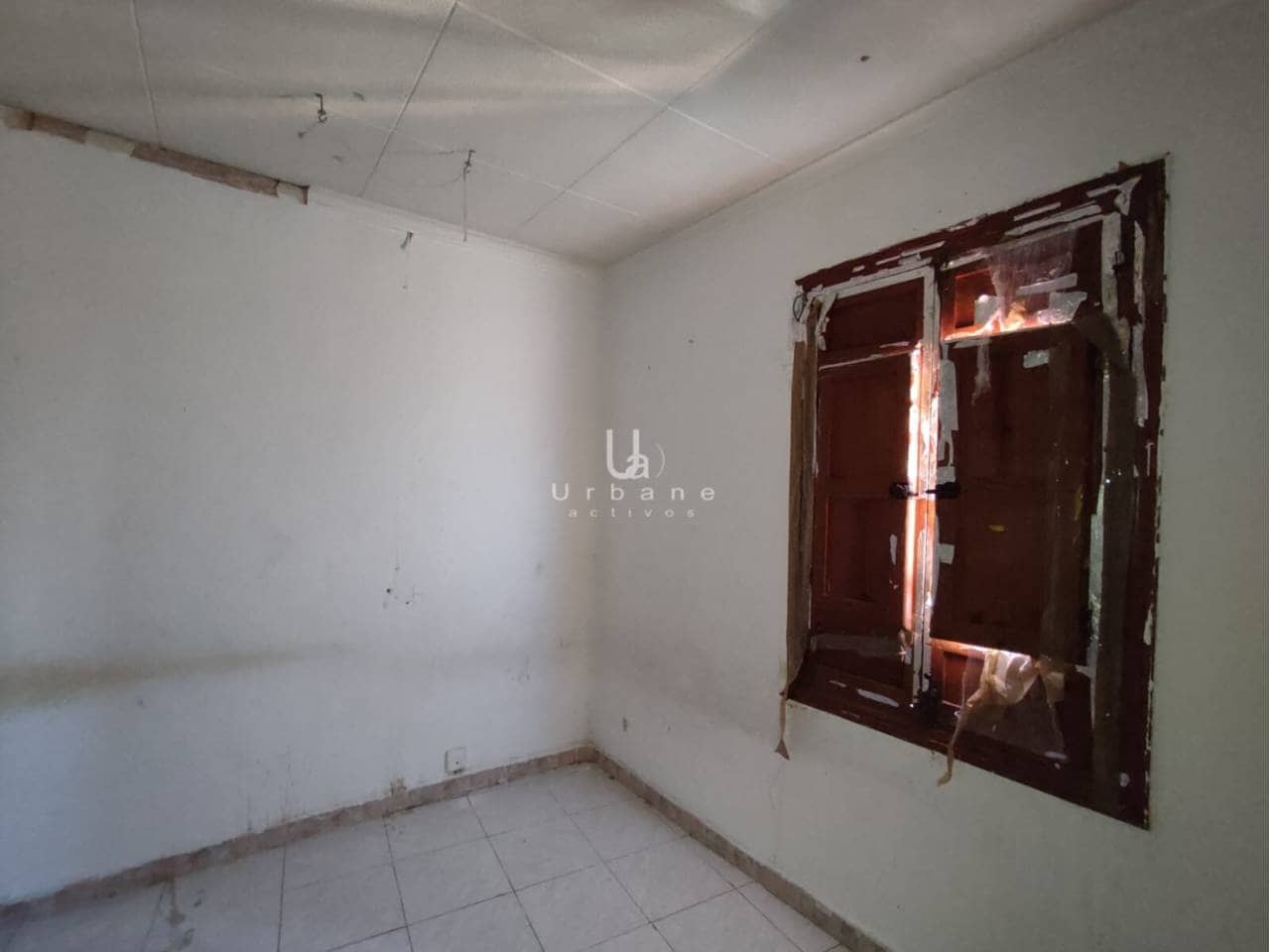 4 bedroom Townhouse for sale in Cabezo de Torres - € 68,000 (Ref: 9844773)