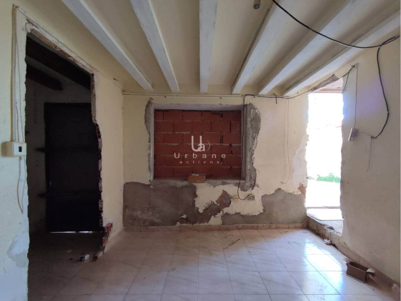4 bedroom Townhouse for sale in Cabezo de Torres - € 68,000 (Ref: 9844773)
