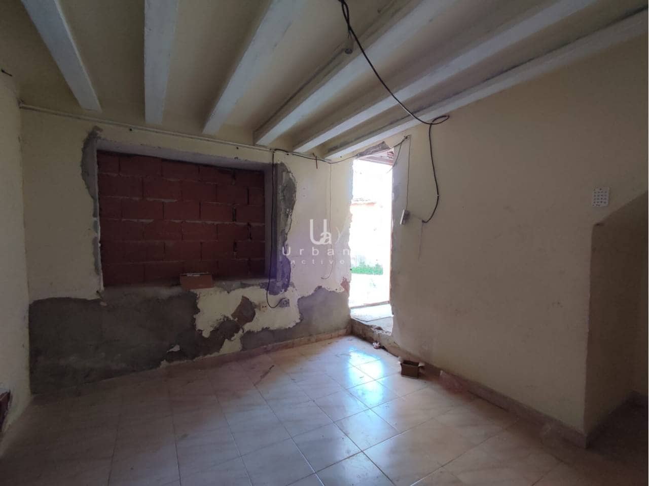 4 bedroom Townhouse for sale in Cabezo de Torres - € 68,000 (Ref: 9844773)
