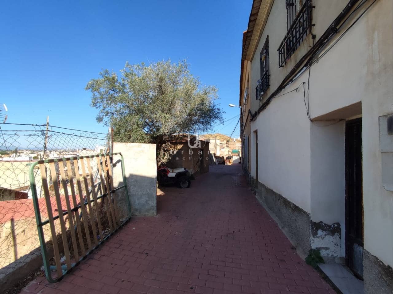 4 bedroom Townhouse for sale in Cabezo de Torres - € 68,000 (Ref: 9844773)