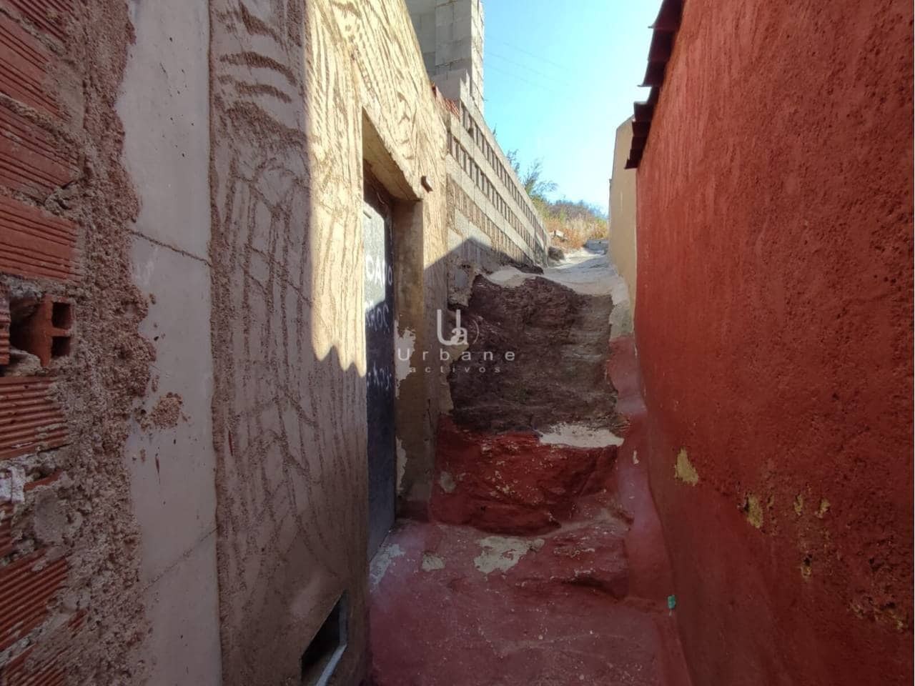 4 bedroom Townhouse for sale in Cabezo de Torres - € 68,000 (Ref: 9844773)