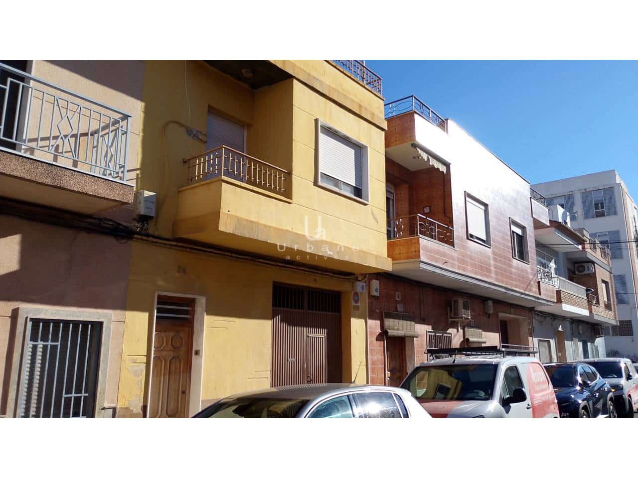 Apartamento de 3 habitaciones en Algemesí en venta con garaje - 110.600 € (Ref: 9859019)
