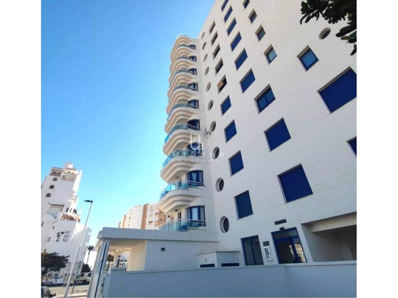 2 chambre Appartement à vendre à La Manga del Mar Menor - 178 500 € (Ref: 9861453)