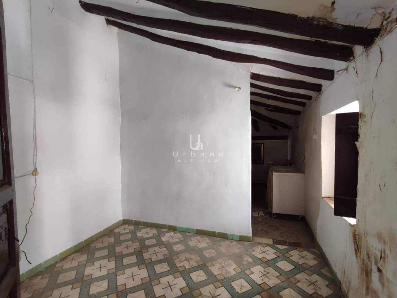 3 camera da letto Villetta a Schiera in vendita in Mula - 24.000 € (Rif: 9861455)