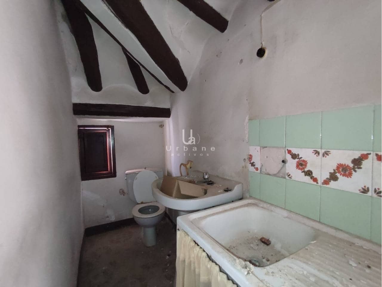3 camera da letto Villetta a Schiera in vendita in Mula - 24.000 € (Rif: 9861455)