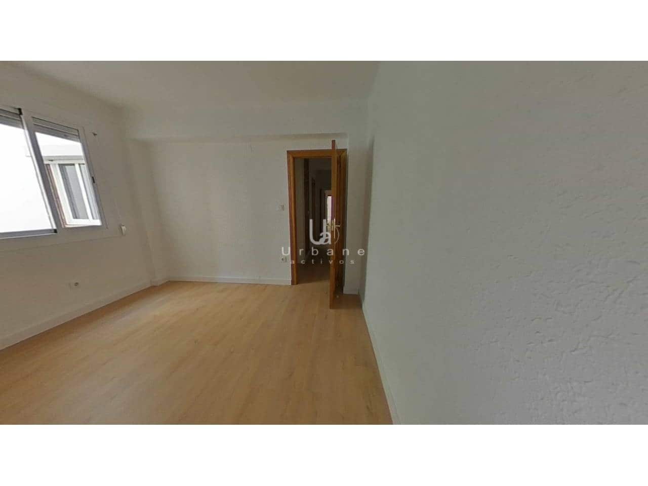 3 soveværelse Lejlighed til salg i Valencia by - € 265.000 (Ref: 9866353)