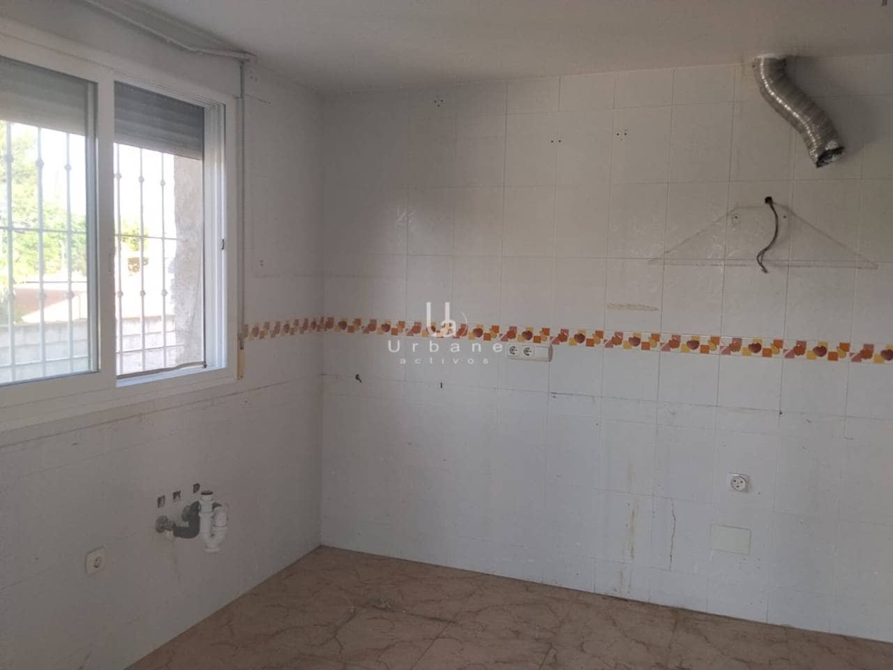 3 chambre Villa/Maison à vendre à Monteagudo avec garage - 240 000 € (Ref: 9869783)