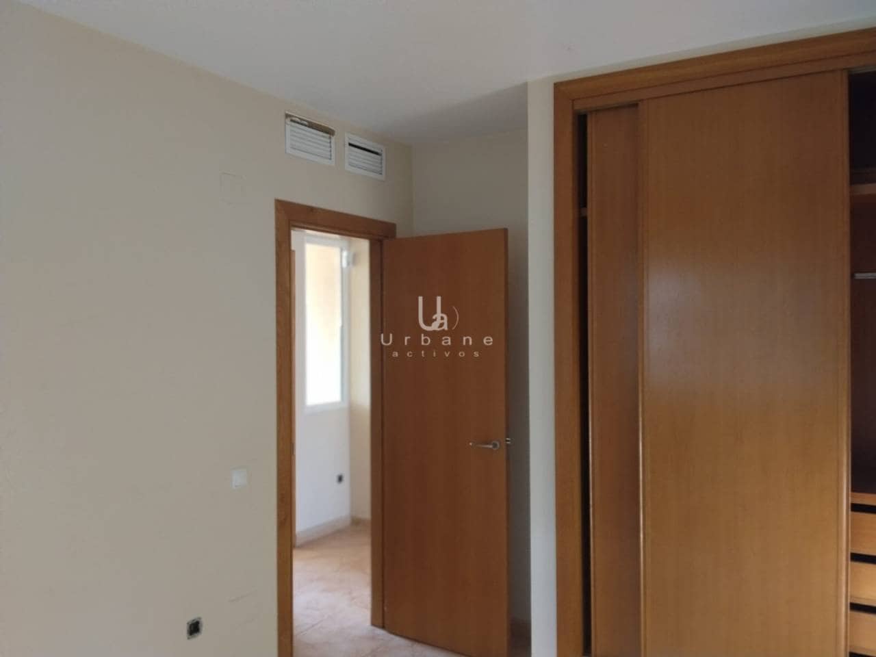 3 chambre Villa/Maison à vendre à Monteagudo avec garage - 240 000 € (Ref: 9869783)