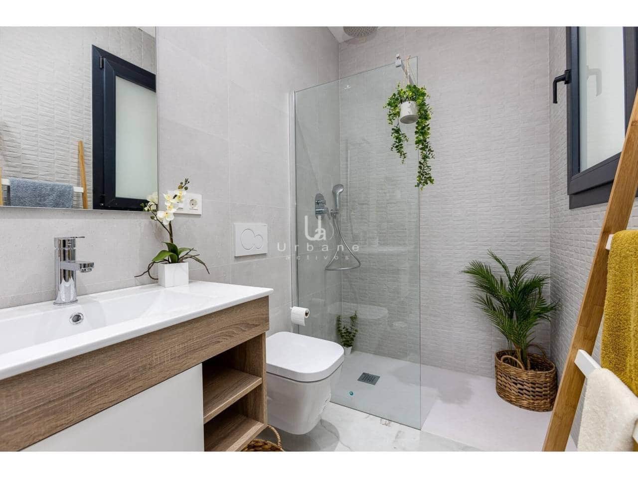 Chalet de 2 habitaciones en Rojales en venta con piscina garaje - 322.000 € (Ref: 9875596)