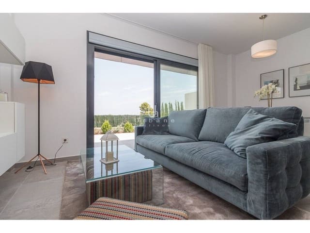Bungalow de 3 habitaciones en Torrevieja en venta con piscina garaje - 310.000 € (Ref: 9875601)