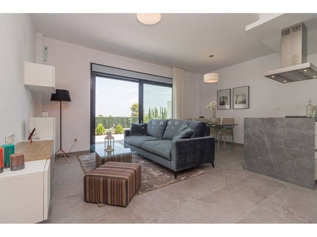 Bungalow de 3 habitaciones en Torrevieja en venta con piscina garaje - 310.000 € (Ref: 9875601)