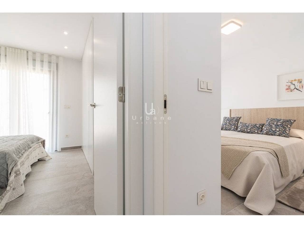 Bungalow de 3 habitaciones en Torrevieja en venta con piscina garaje - 310.000 € (Ref: 9875601)