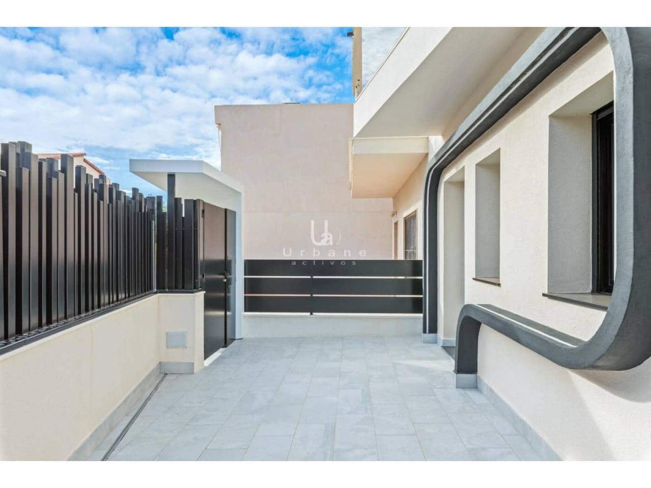 4 sovrum Villa till salu i Pilar de la Horadada med pool garage - 698 000 € (Ref: 9875602)
