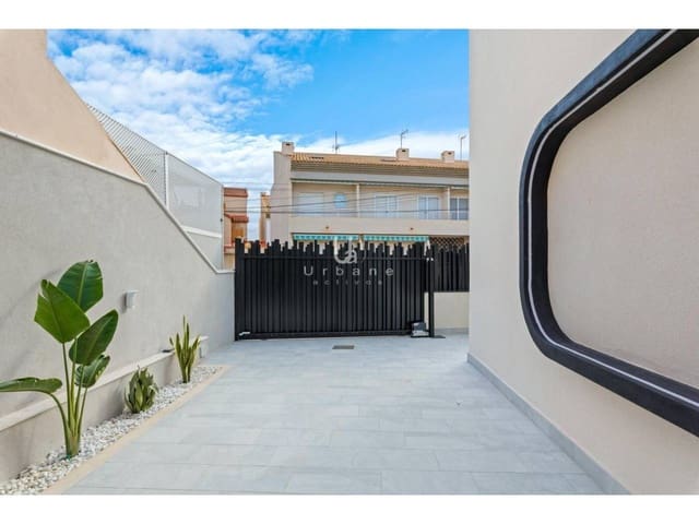 4 sovrum Villa till salu i Pilar de la Horadada med pool garage - 698 000 € (Ref: 9875602)