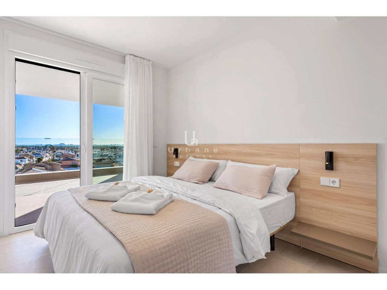 3 slaapkamer Appartement te koop in Los Alcazares met zwembad garage - € 359.900 (Ref: 9875606)