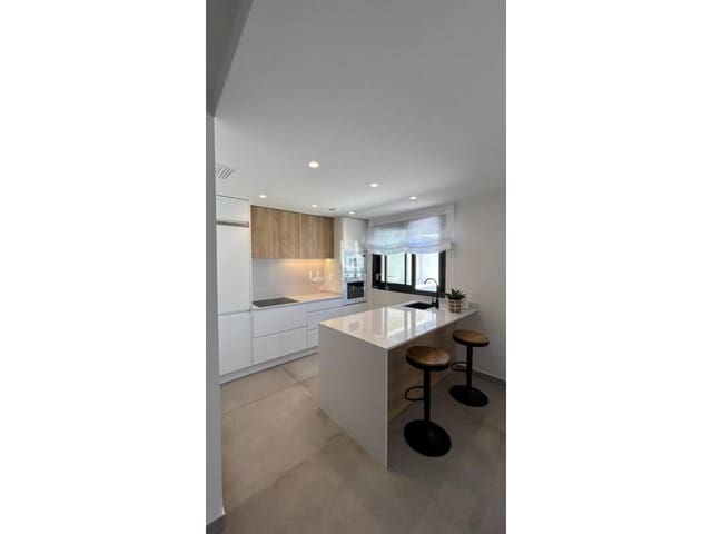 3 slaapkamer Rijtjeshuis te koop in Pilar de la Horadada met garage - € 299.900 (Ref: 9875607)