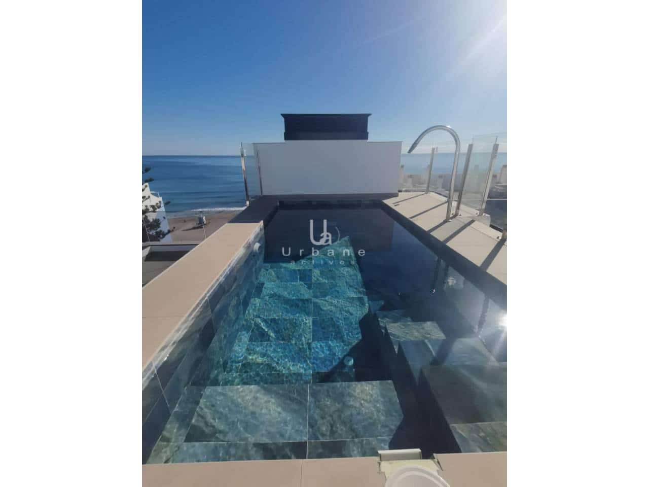 2 soveværelse Penthouse til salg i Torrevieja med swimmingpool garage - € 459.000 (Ref: 9877721)