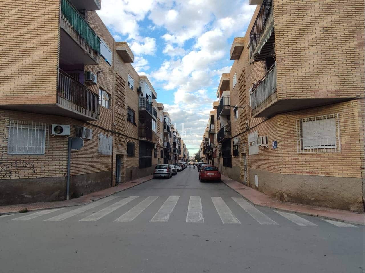 3 quarto Apartamento para venda em Las Torres de Cotillas - 79 000 € (Ref: 9880410)