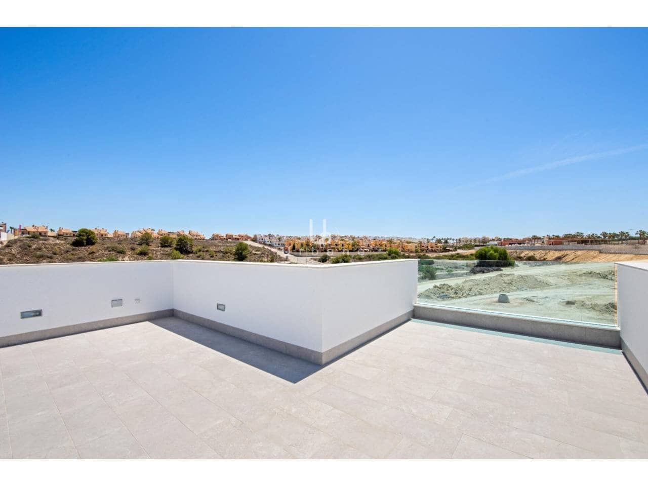 3 sypialnia Willa na sprzedaż w Algorfa z basenem garażem - 445 000 € (Ref: 9880415)