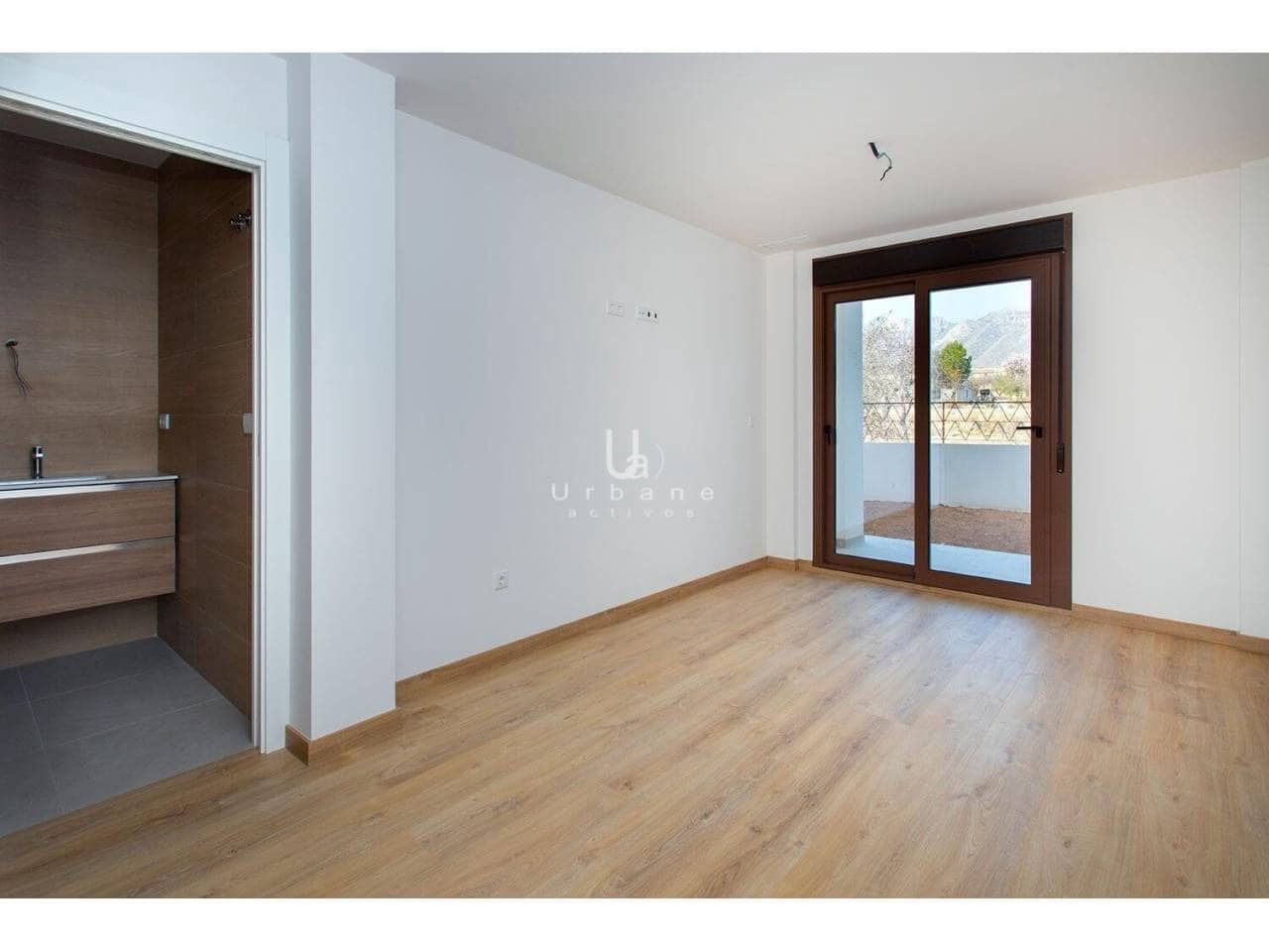 3 sovrum Radhus till salu i Hondon de las Nieves - 215 000 € (Ref: 9880418)
