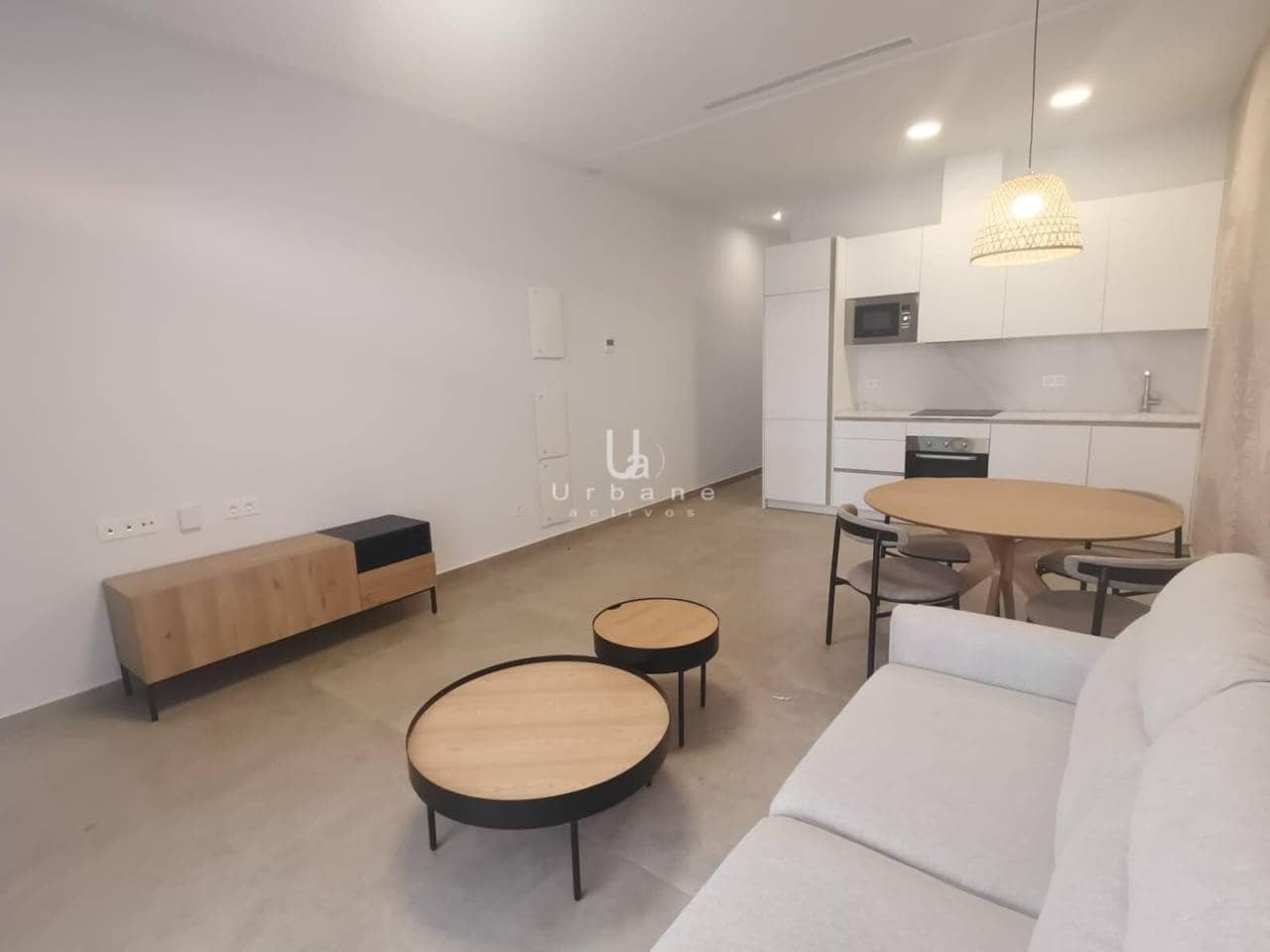 2 Zimmer Apartment zu verkaufen in Torrevieja mit Pool Garage - 249.000 € (Ref: 9880429)
