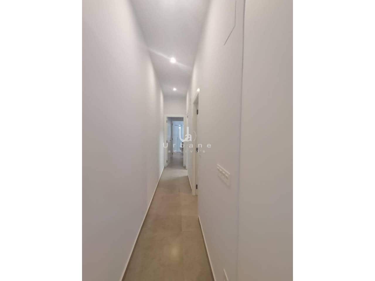 2 Zimmer Apartment zu verkaufen in Torrevieja mit Pool Garage - 249.000 € (Ref: 9880429)