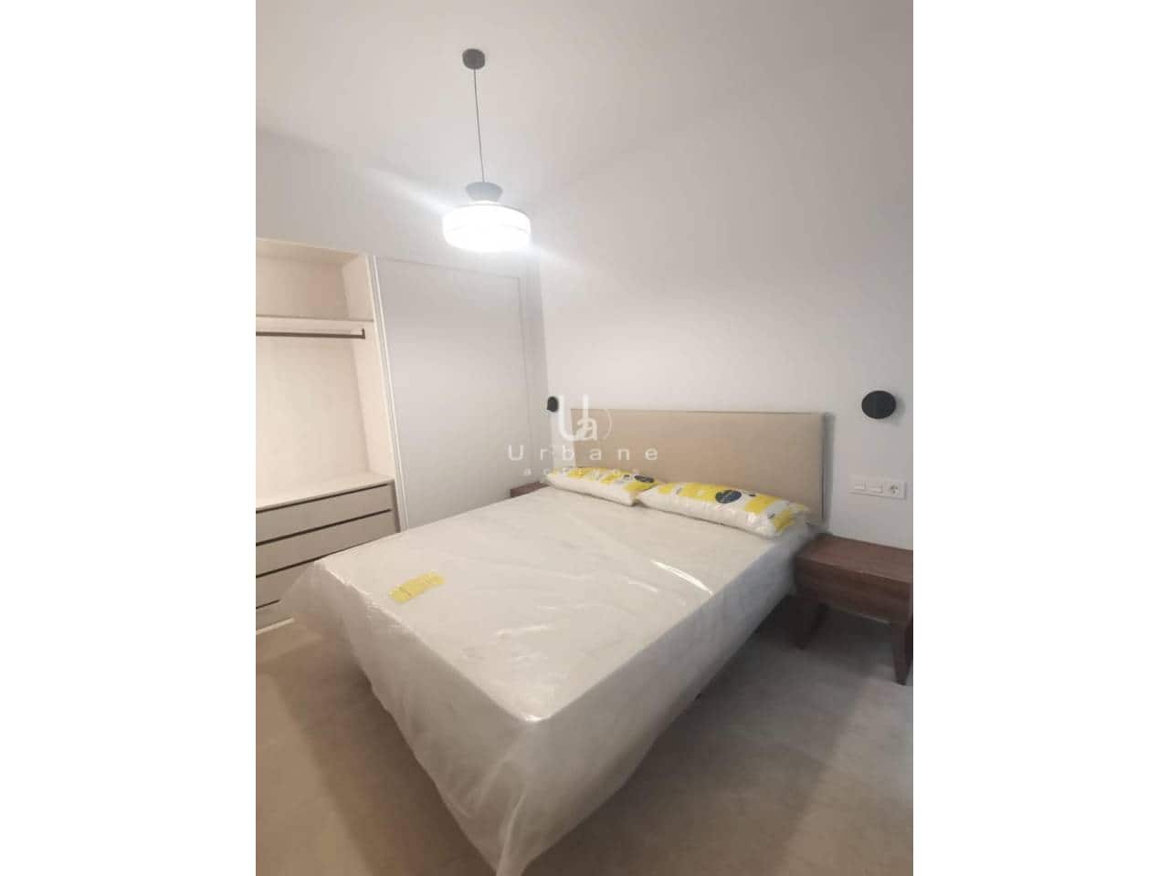 2 Zimmer Apartment zu verkaufen in Torrevieja mit Pool Garage - 249.000 € (Ref: 9880429)