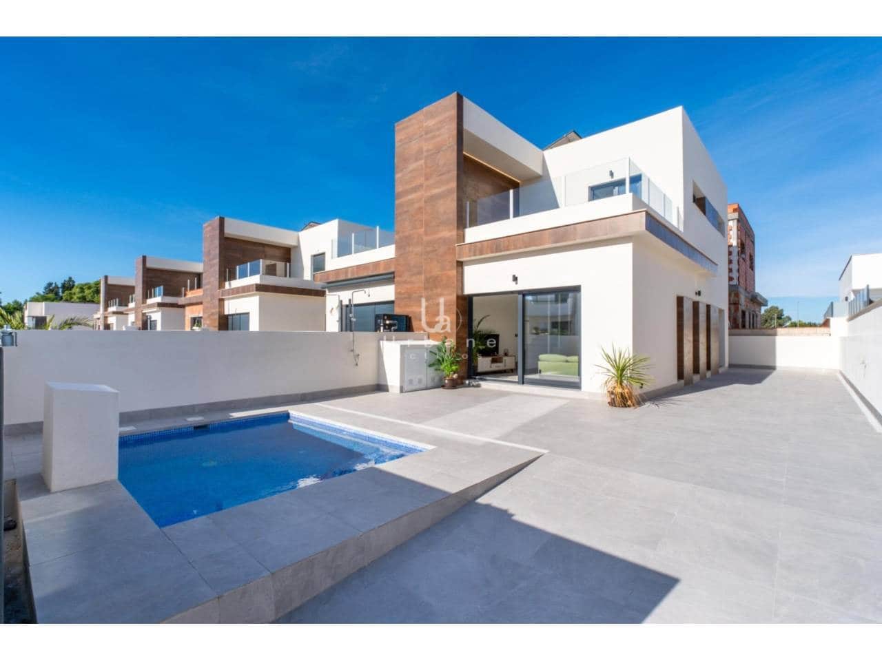 3 slaapkamer Villa te koop in Daya Nueva met zwembad garage - € 317.000 (Ref: 9883906)