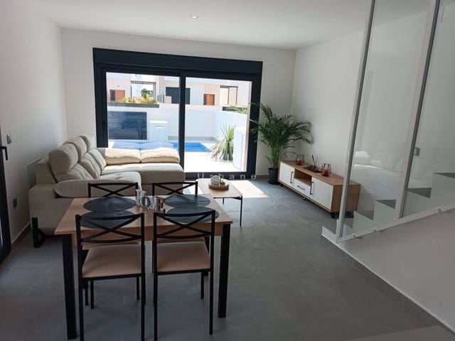 3 slaapkamer Villa te koop in Daya Nueva met zwembad garage - € 317.000 (Ref: 9883906)