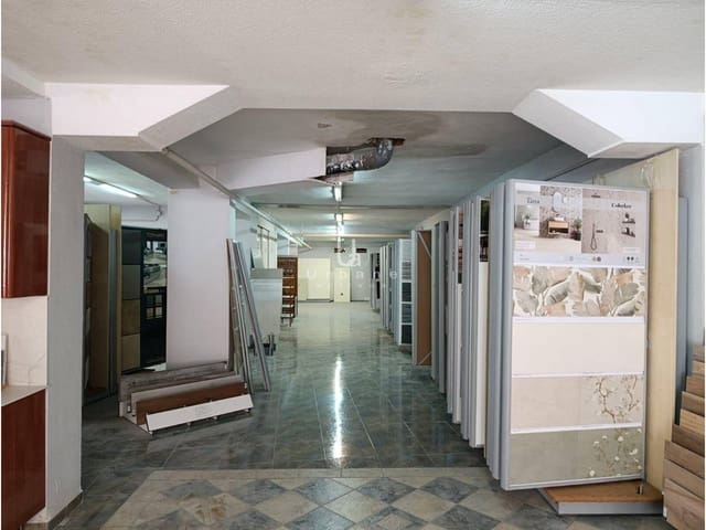 Commercieel te koop in Alicante stad - € 950.000 (Ref: 9883915)