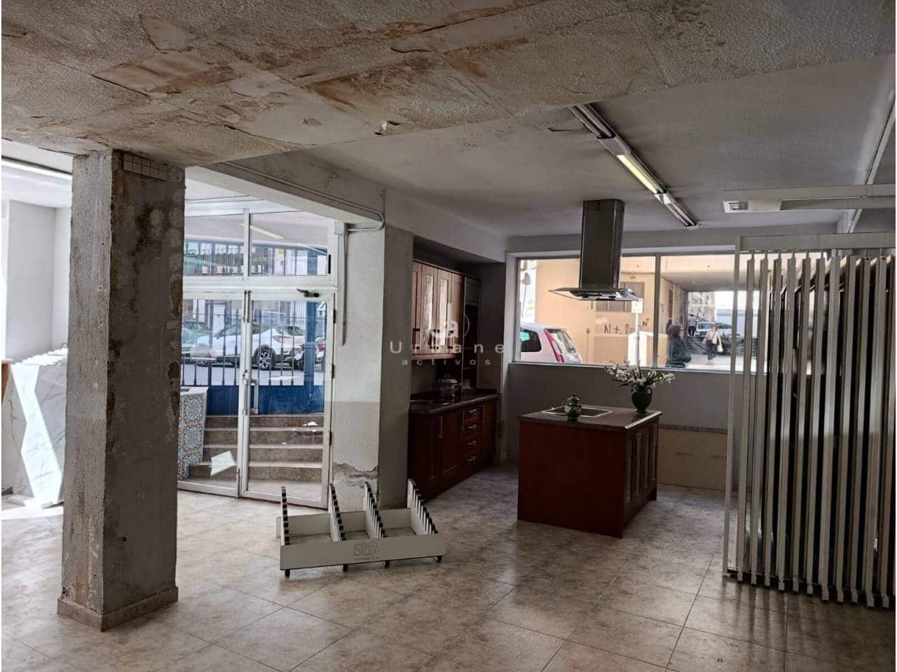 Commercieel te koop in Alicante stad - € 950.000 (Ref: 9883915)