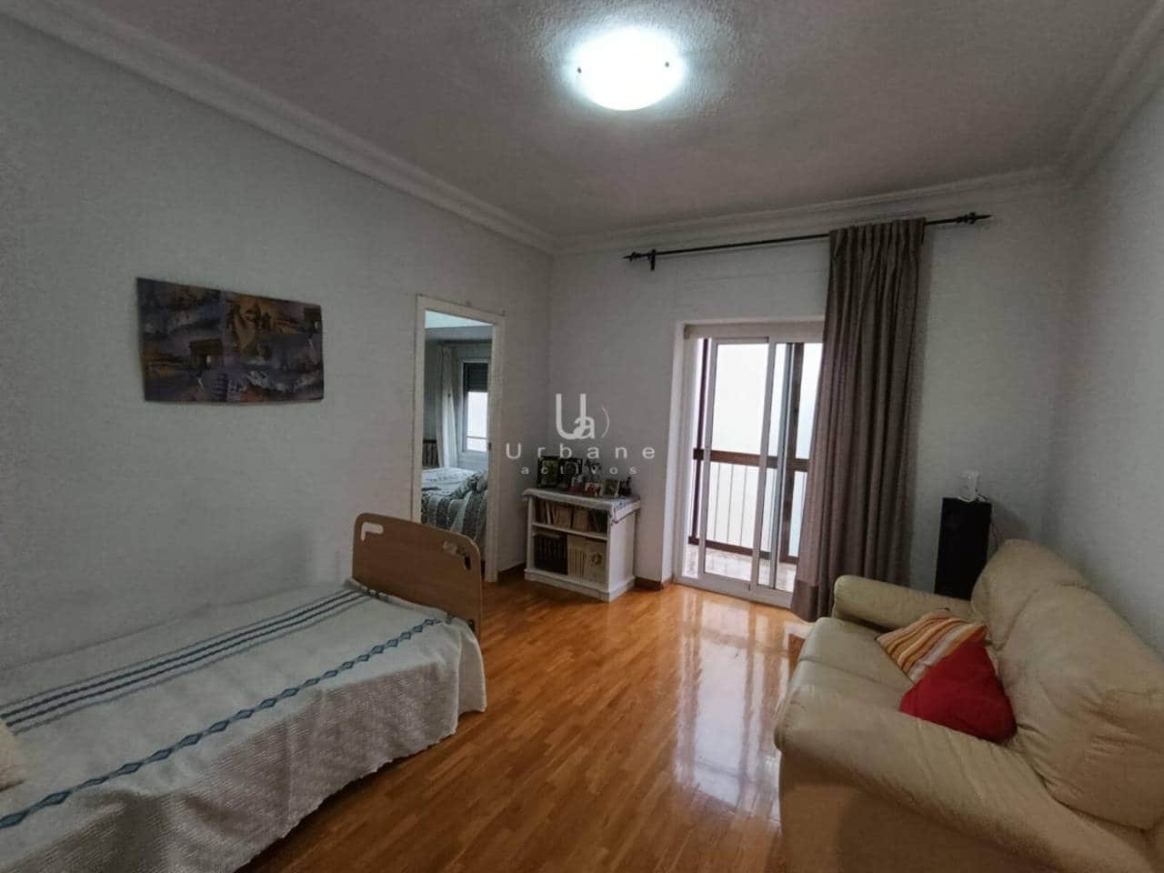 4 quarto Apartamento para venda em Alicante cidade - 190 000 € (Ref: 9883917)
