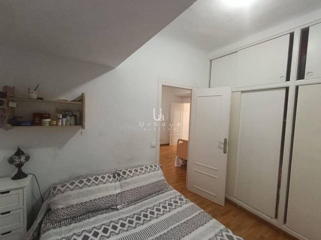 4 quarto Apartamento para venda em Alicante cidade - 190 000 € (Ref: 9883917)