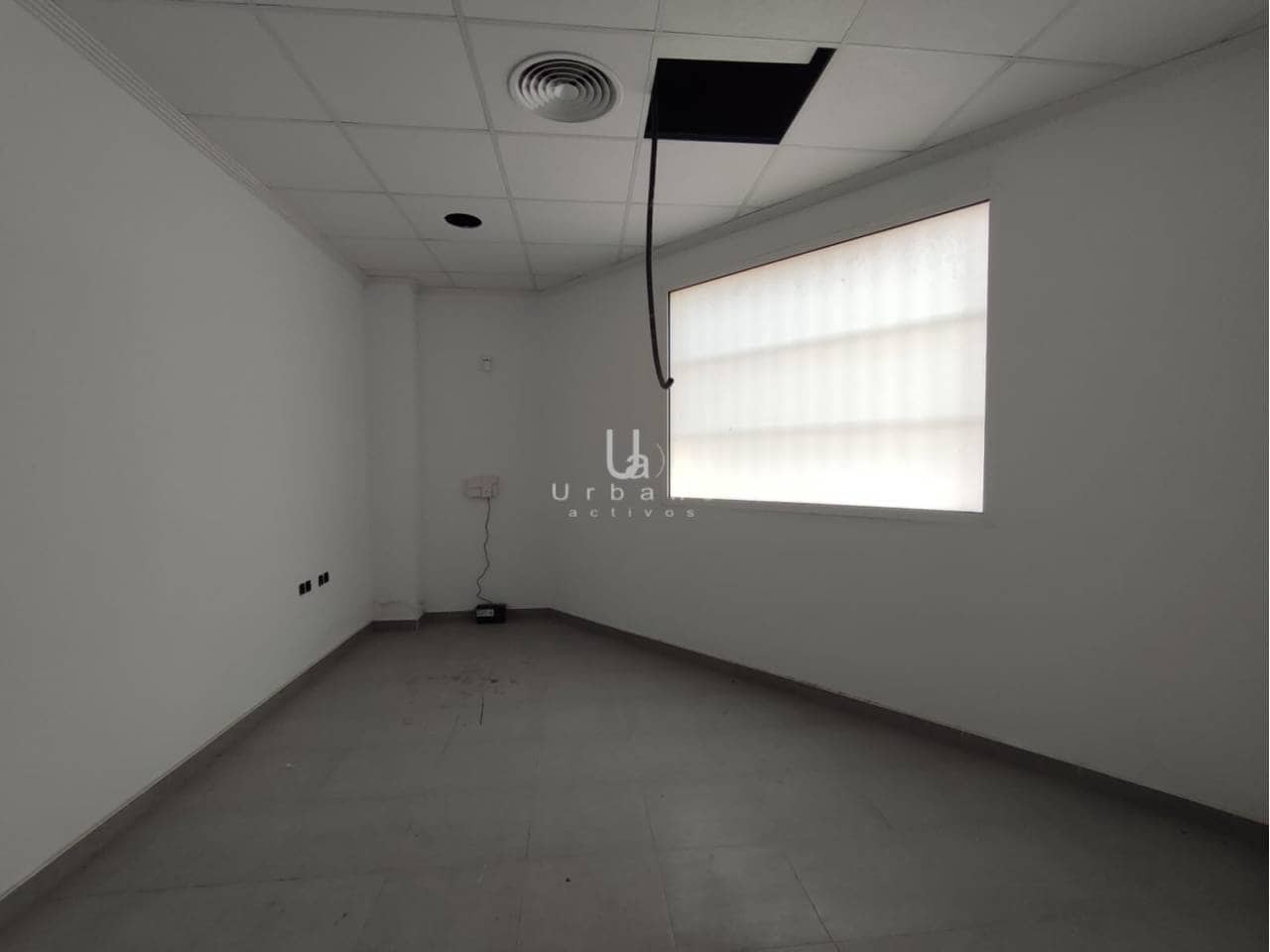 Local Commercial à vendre à Alcantarilla - 32 000 € (Ref: 9889653)