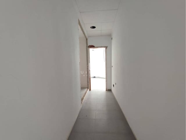 Local Commercial à vendre à Alcantarilla - 32 000 € (Ref: 9889653)