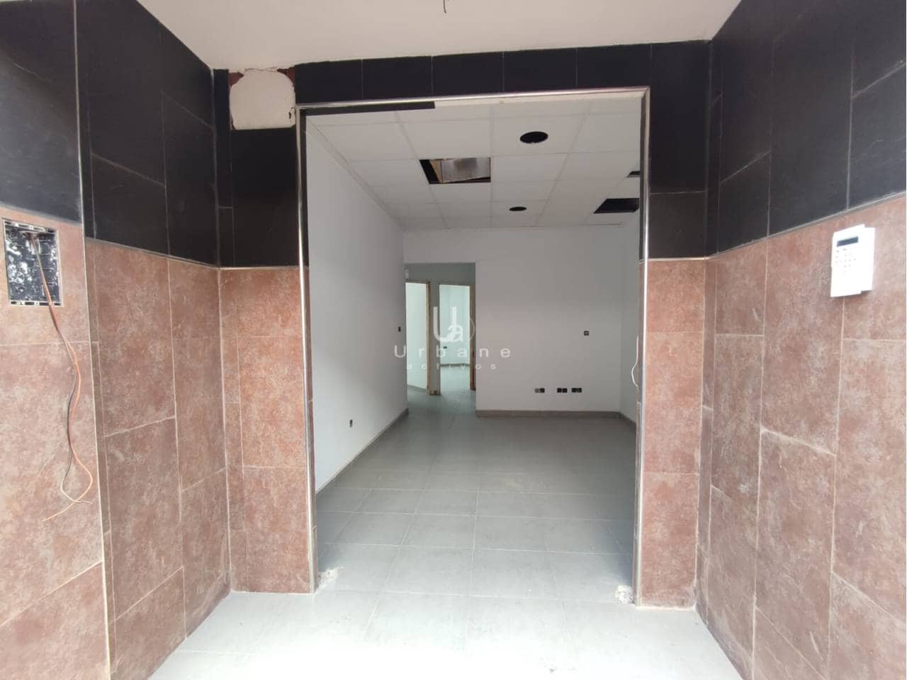 Local Commercial à vendre à Alcantarilla - 32 000 € (Ref: 9889653)