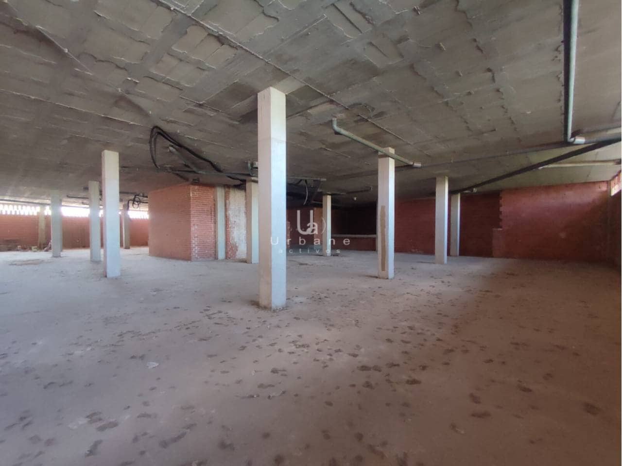Commercial for sale in Murcia city - € 293,500 (Ref: 9889654)