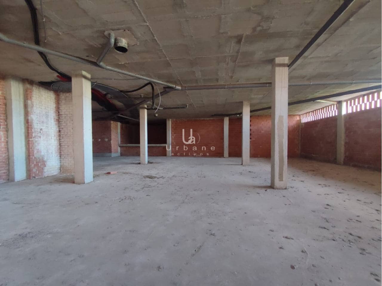 Commercial for sale in Murcia city - € 293,500 (Ref: 9889654)