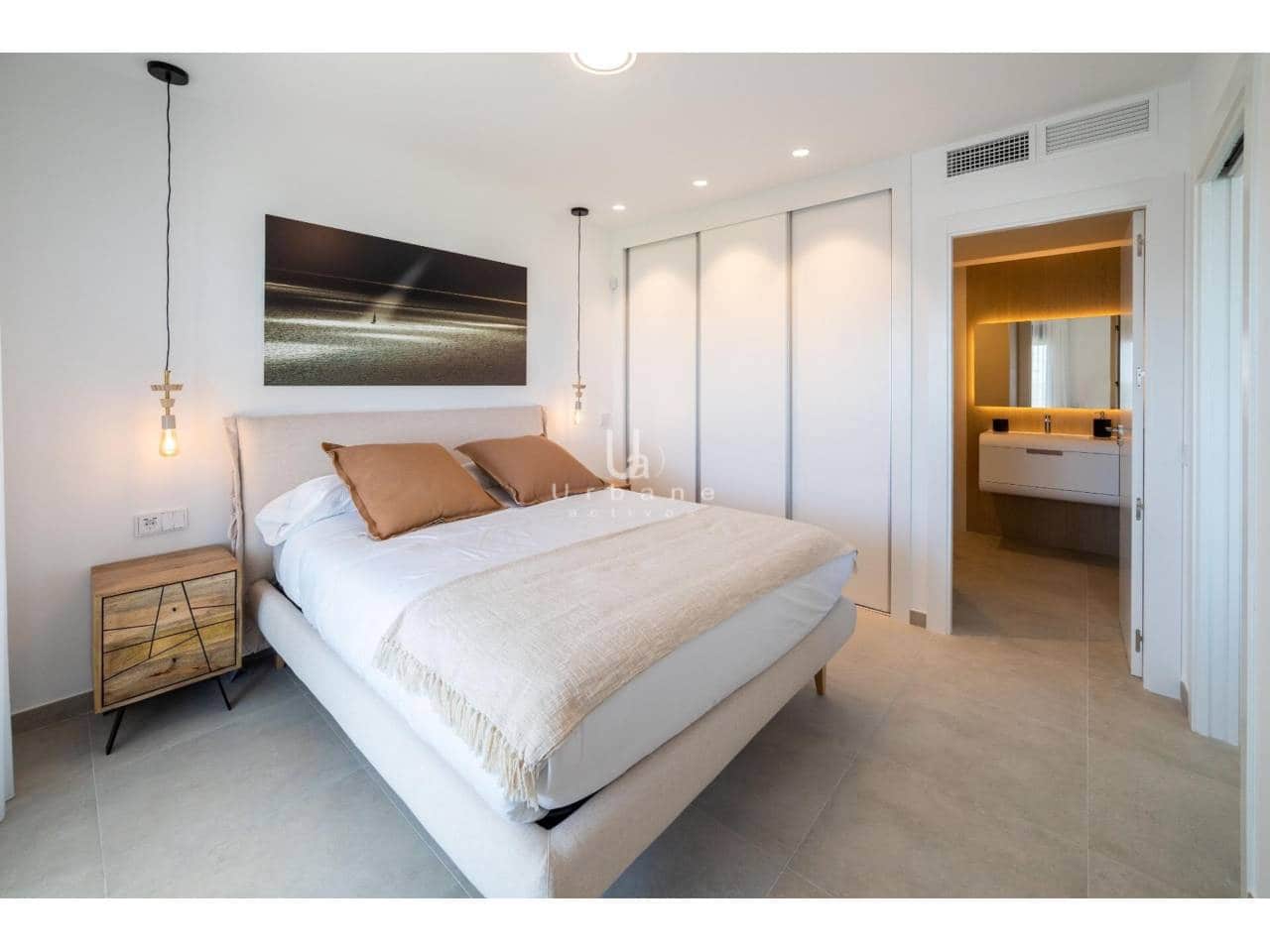 3 bedroom Apartment for sale in Gran Alacant with pool garage - € 405,000 (Ref: 9889655)
