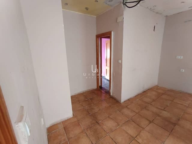 3 slaapkamer Flat te koop in Alzira - € 69.000 (Ref: 9891507)